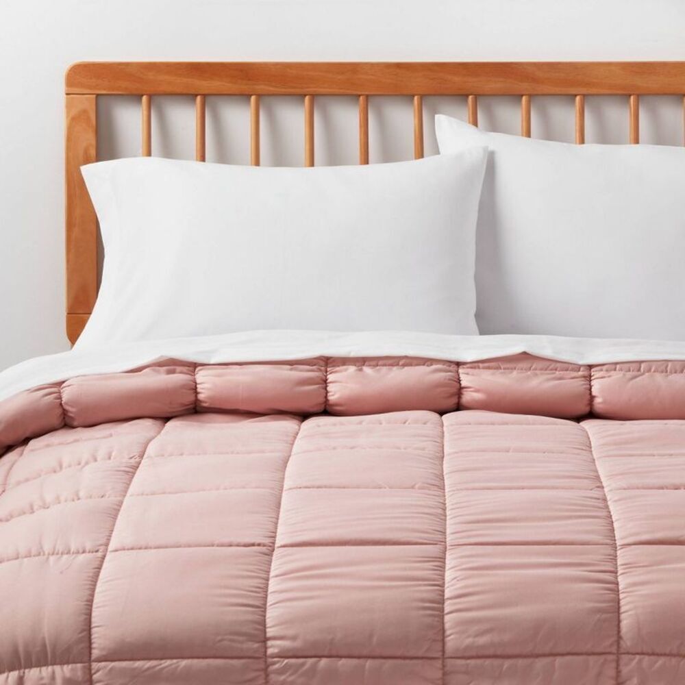 Room Essentials - Twin/Twin Extra Long Box Stitch Puffer Comforter P Pink